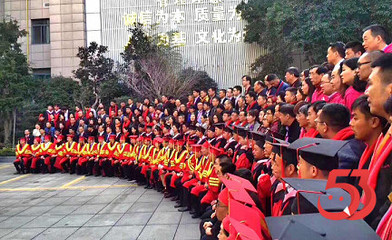 青海知名媒体人龙腾飞荣获“中国文化创意领军人物”荣誉，引领文化创意策划新浪潮